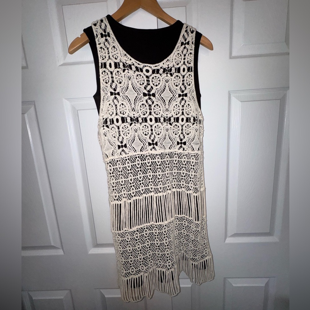 Boho Dor Dor Couture Crochet Lace Fringe Beach Cover Up | Size M - Picture 13 of 13